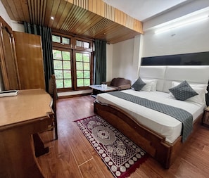 Deluxe Double Room | Blackout curtains, soundproofing, free WiFi, bed sheets