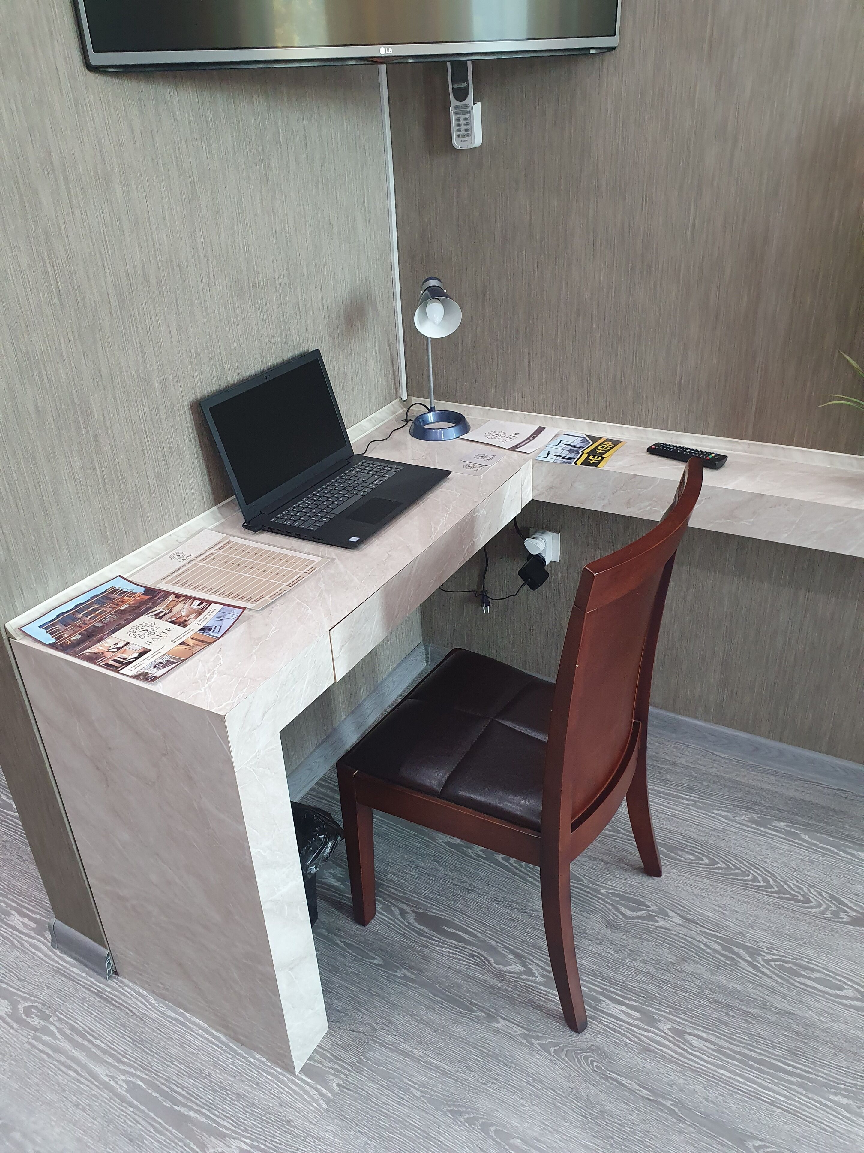 business suite, 1 bedroom | 1 bedroom, in-room safe, desk, laptop workspace