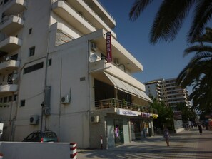 Exterior - Hotel Rossi (Vlorë)