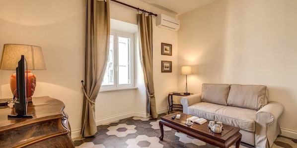 Apartment, 1 Schlafzimmer | Wohnbereich | Flachbildfernseher