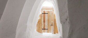 Blacksheep Village Igloo Chamrousse