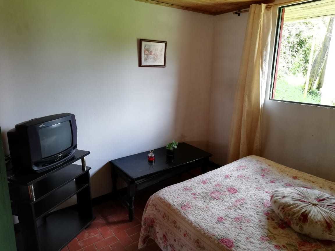 Cabin (6 people) | Màn/rèm cản sáng, truy cập Internet không dây miễn phí, bộ trải giường 