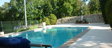 Outdoor pool, sun loungers