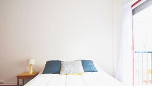 Blackout curtains, free WiFi, bed sheets - Modern studio with balcony by Sofacama (Buenos Aires)