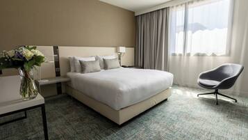 Suite, 1 Queen Bed with Sofa bed | Premium bedding, pillowtop beds, in-room safe, individually decorated