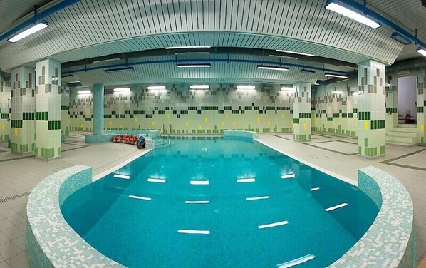 Piscine couverte