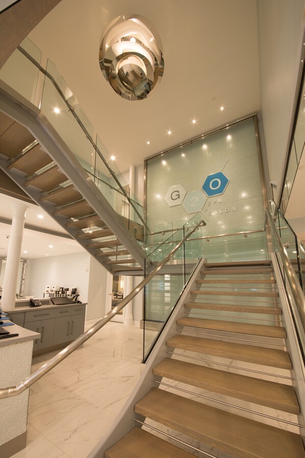 Steam room, massages - Exclusive One Bedroom Suite (Boston)