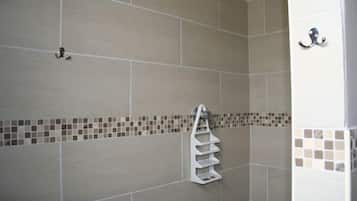 Standard Chalet, 1 Bedroom | Bathroom shower