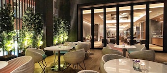 DoubleTree by Hilton Taipei Zhongshan