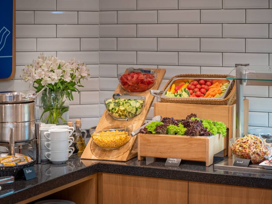 Free buffet breakfast