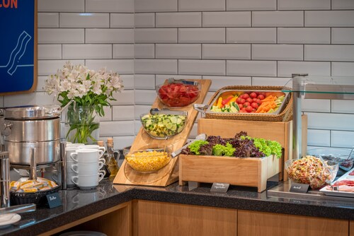 Holiday Inn Express Yerevan by IHG