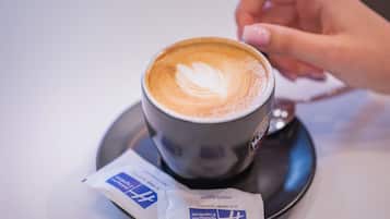 Lunch and dinner served