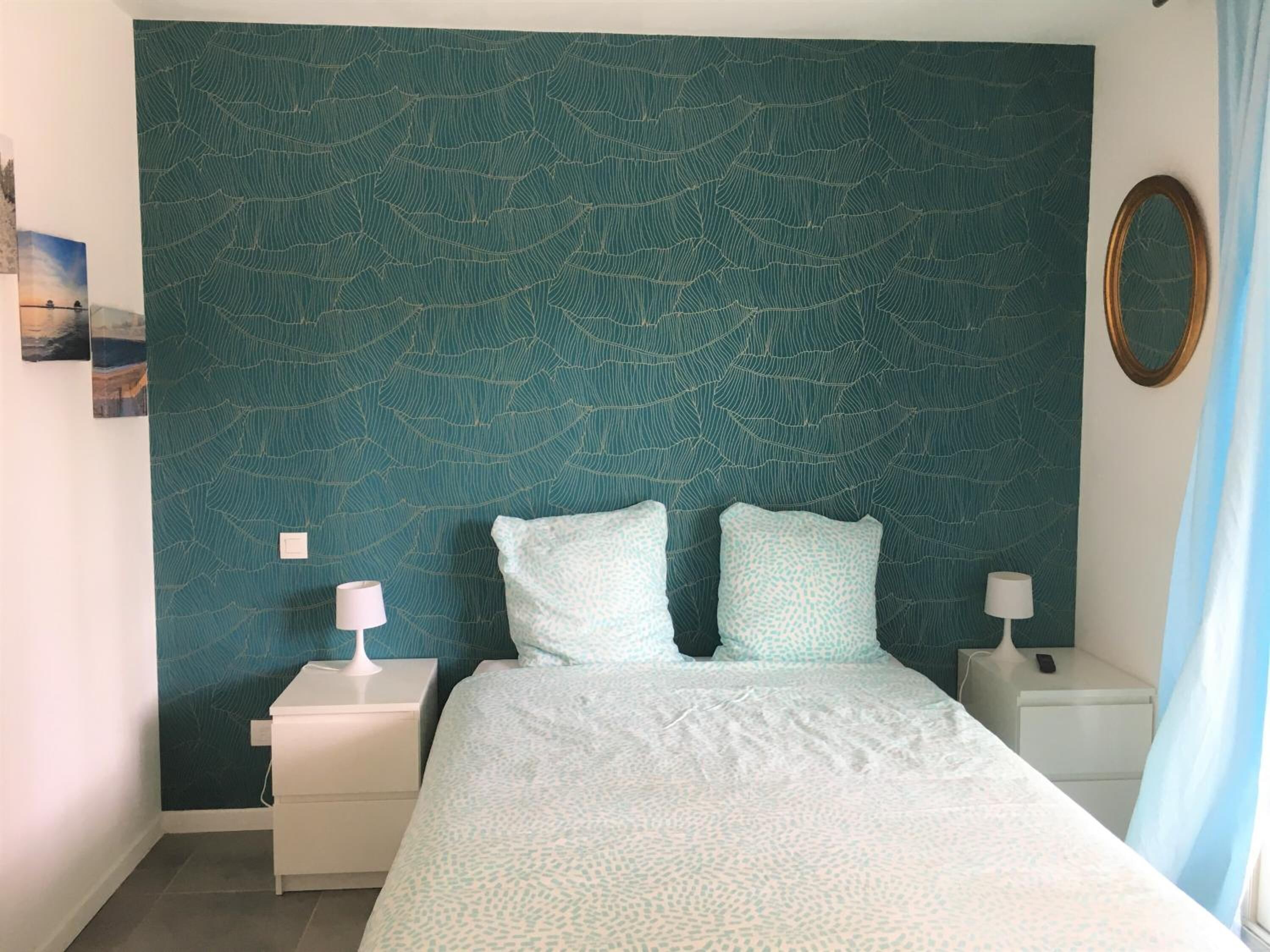 Desk, laptop workspace, iron/ironing board, free WiFi