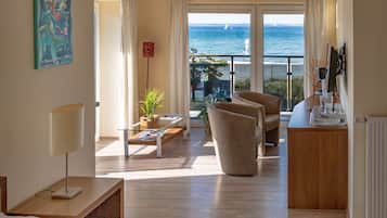 Chambre Double, balcon, vue plage (Nr. 1) | Coin séjour