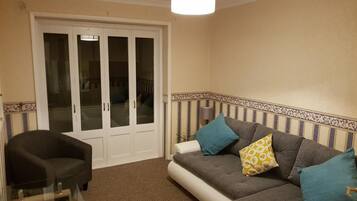 Holiday Home | Living area | Flat-screen TV