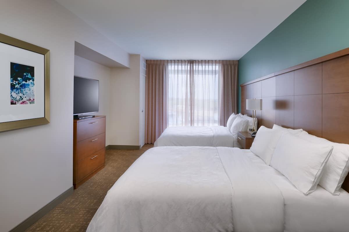 1 chambre, literie hypoallergénique, couette en duvet d'oie