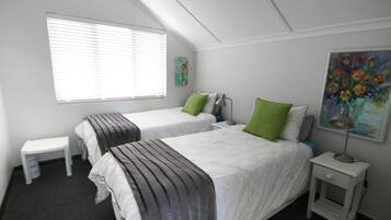 Departamento familiar, 2 habitaciones, vista al lago (The Loft) | Decoración personalizada, muebles diferentes y wifi gratis