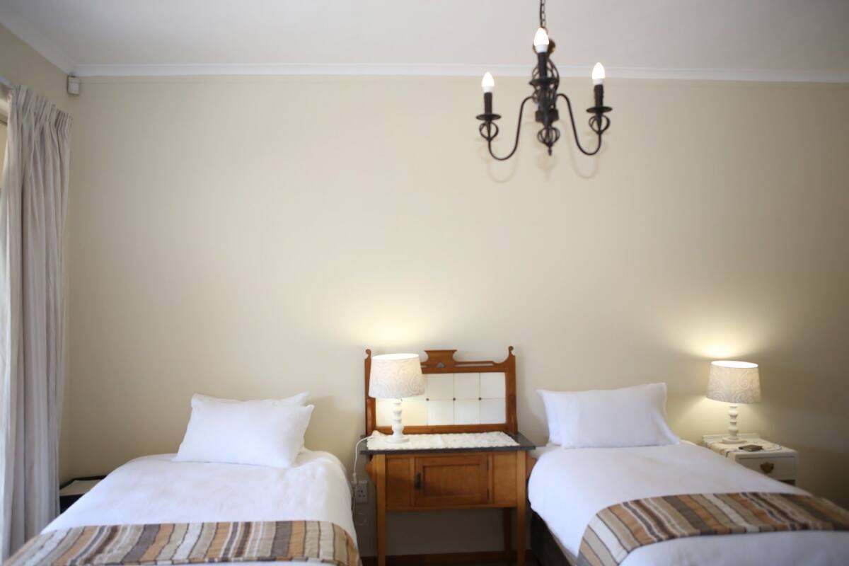 In-room safe, laptop workspace, blackout curtains, free WiFi