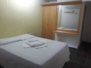 Free WiFi, bed sheets