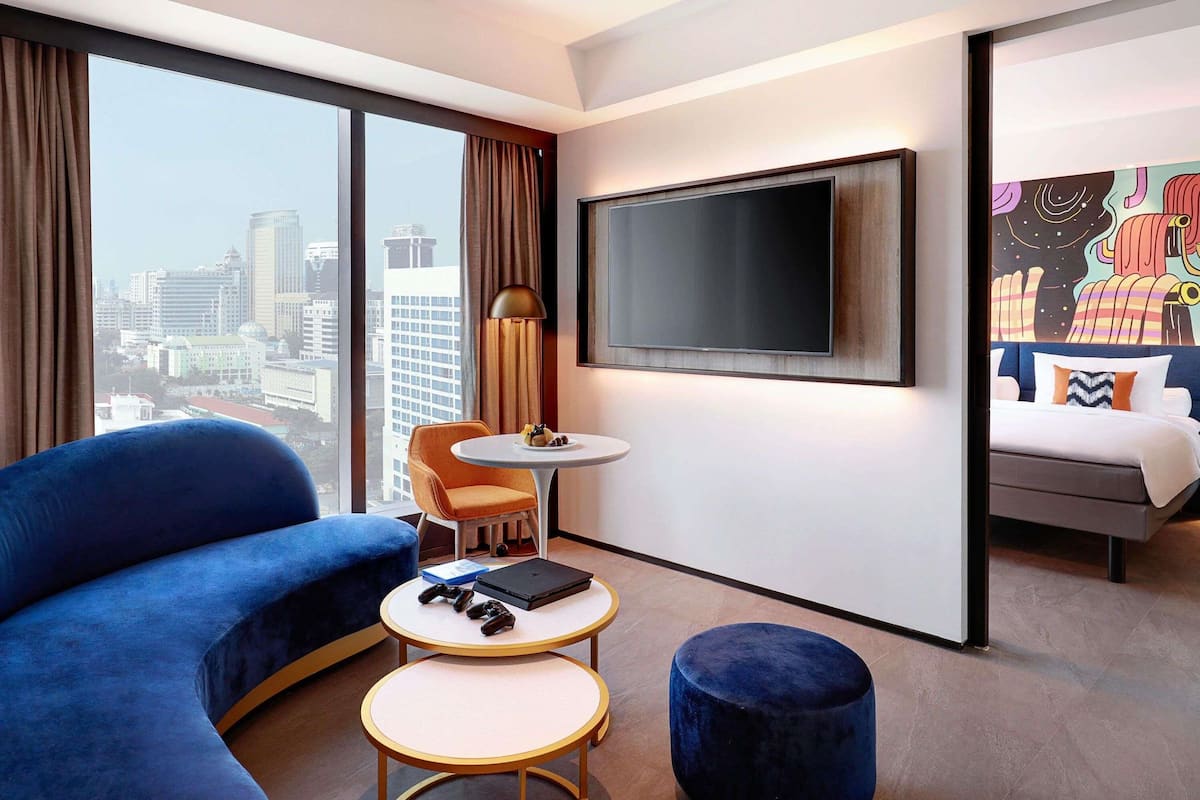 Family Room, 1 King Bed