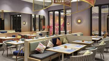 Frukost, lunch och middag serveras