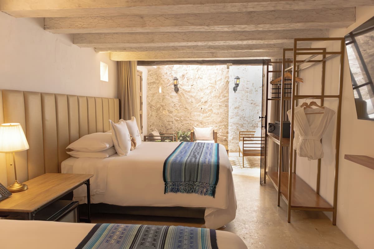Suite, 2 Queen Beds, Non Smoking (Upgrade)