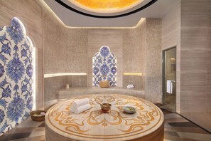 Couples treatment room(s), deep-tissue massages -  Jumeirah Living Guangzhou (Guangzhou)