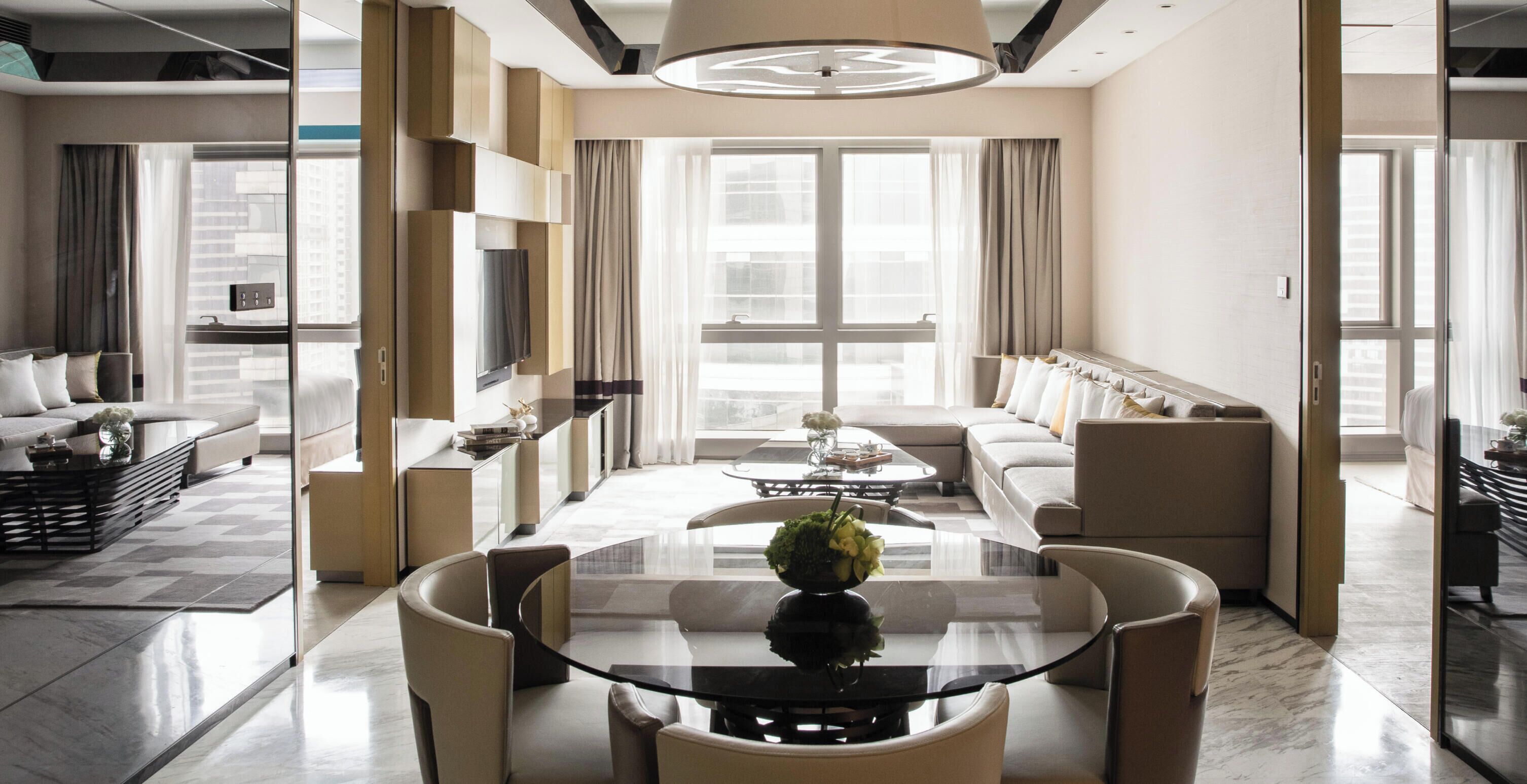 Frigorífic, microones, placa de cuina i rentaplats 