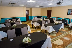 Banquet hall - Holiday Inn Express and Suites in Cocoa (Cocoa)