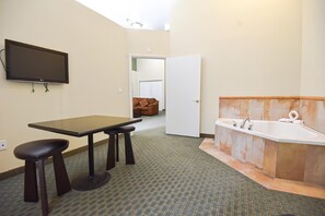 Interior - Holiday Inn Express and Suites in Cocoa (Cocoa)