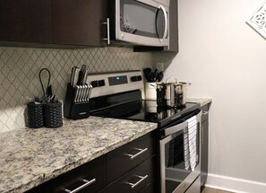 Private kitchen - Preferred Two Bedroom Suite (Boston)