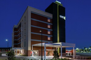 Exterior - Home2 Suites by Hilton Orlando Near Universal (Orlando)