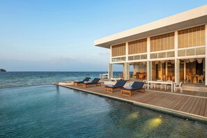 2 outdoor pools, free cabanas, pool umbrellas - The Halcyon Private Isles Maldives, Autograph Collection (Meradhoo)
