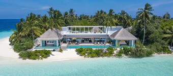 The Halcyon Private Isles Maldives, Autograph Collection