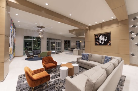 Lobby. Hyatt Place Sandestin at Grand Boulevard