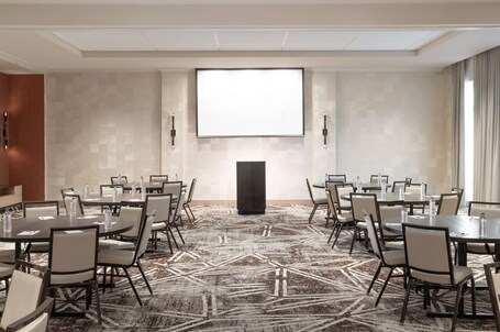 Hyatt Place Sandestin at Grand Boulevard - Image 24