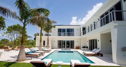 Amani & Kiangazi Suite