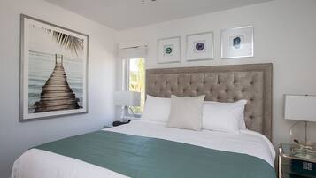 Signature Condo, Ensuite, Pool View | 2 bilik tidur, cadar katil
