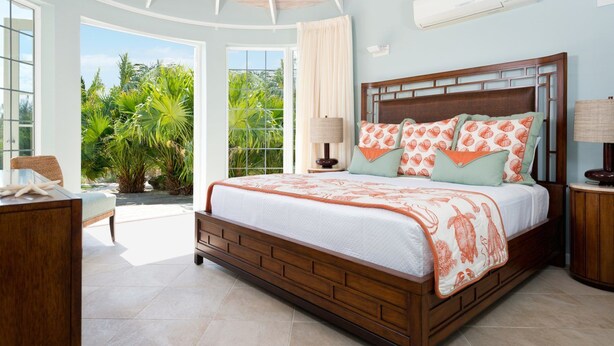 Luxury Villa, 4 Bedrooms, Balcony | 4 bedrooms, bed sheets