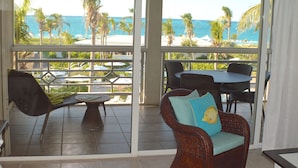 Loftsleilighet – premier, eget bad, havutsikt | Terrasse/patio