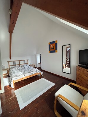 4 Schlafzimmer, Bügeleisen/Bügelbrett, kostenloses WLAN, Bettwäsche
