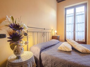 2 Schlafzimmer, Reisekinderbett, kostenloses WLAN