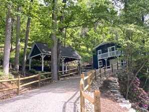 Exterior - The Illusion of Seclusion! Gorgeous views near Biltmore and everything Asheville (Arden)