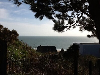 Comfortable accommodation combining calm sea view.