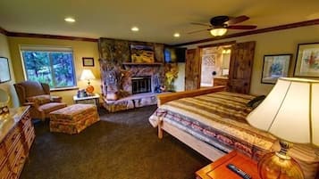 7 bedrooms, iron/ironing board, WiFi, bed sheets