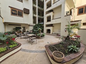 Restauration extérieure