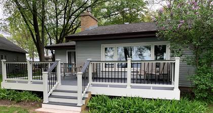 Retreat on Lake Winnebago