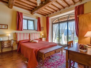 6 slaapkamers, reisbedje, gratis wifi