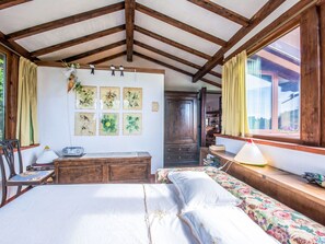2 Schlafzimmer, Reisekinderbett, kostenloses WLAN