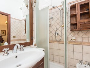 Hair dryer - Nice apartment for 7 guests with WIFI, A/C, TV and balcony (Rome)